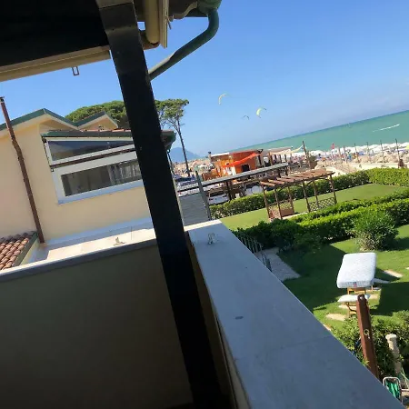 La Casa Sul Mare 아파트 *